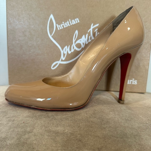 Christian Louboutin Shoes - Christian Louboutin Pumps